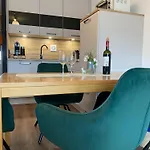Edda Predigtstuhl *